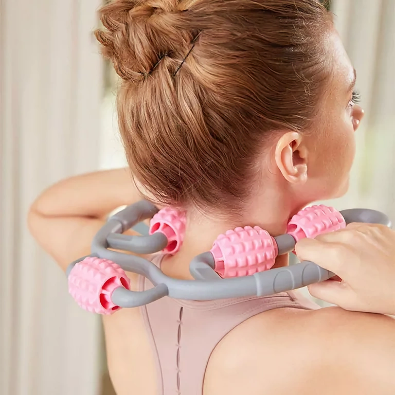 Ručni anticelulitni masažer s valjcima od silikona za tijelo