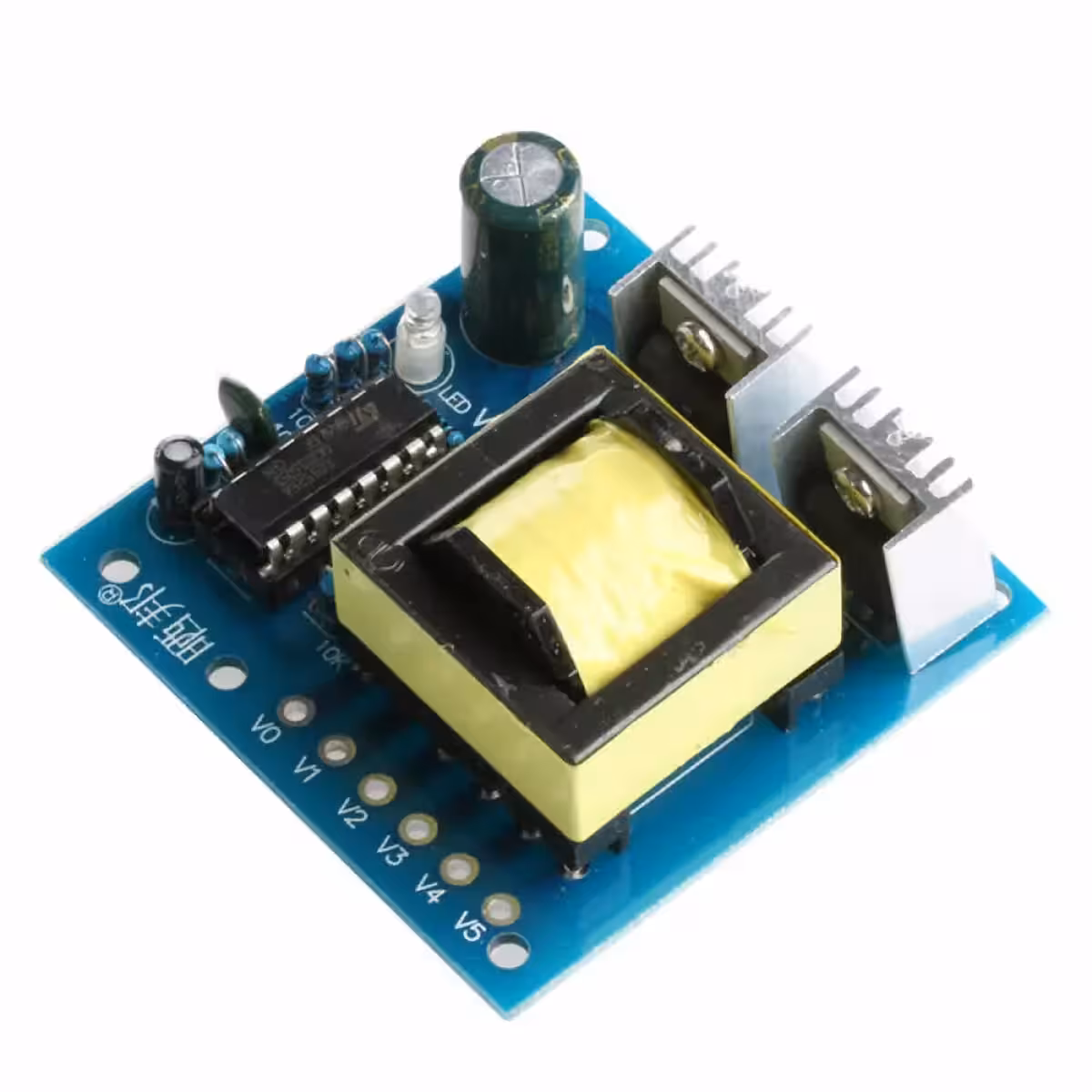 Pretvarač s 12V na višestruke AC napone (20V–220V)