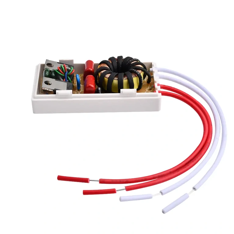 Transformator za smanjenje napona 230V na 12V AC Transformator za smanjenje napona s 230V AC na 12V