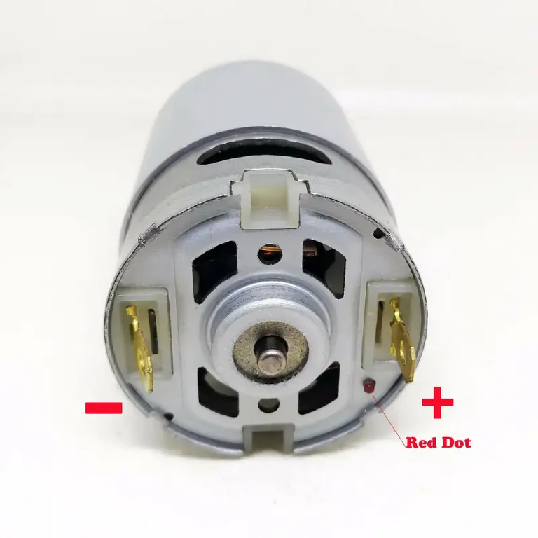 Tehnički detalji motora RS550 DC motor RS-550 s prikazanim tehničkim specifikacijama