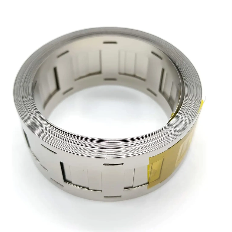 Traka razvijena na stolu, spremna za korištenje