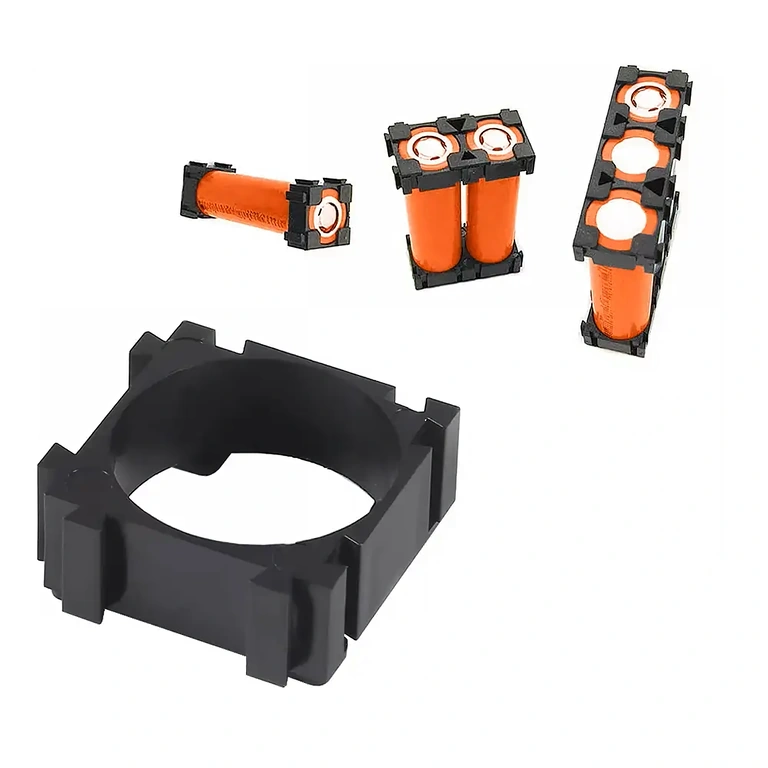 Makro detalj jednog modularnog nosača za 18650 ćeliju