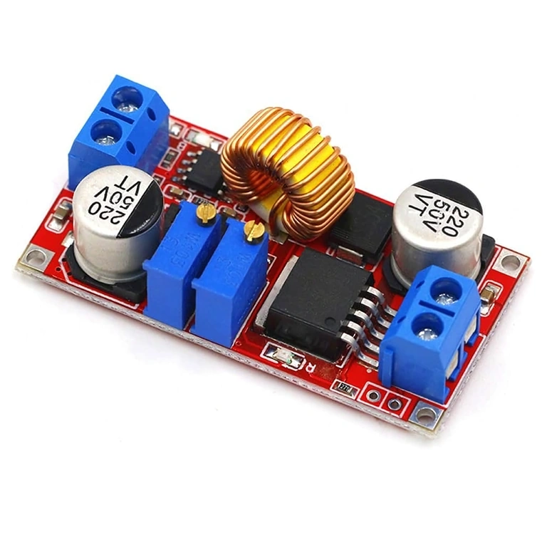 Detaljan prikaz XL4015 čipa na step-down DC-DC modulu