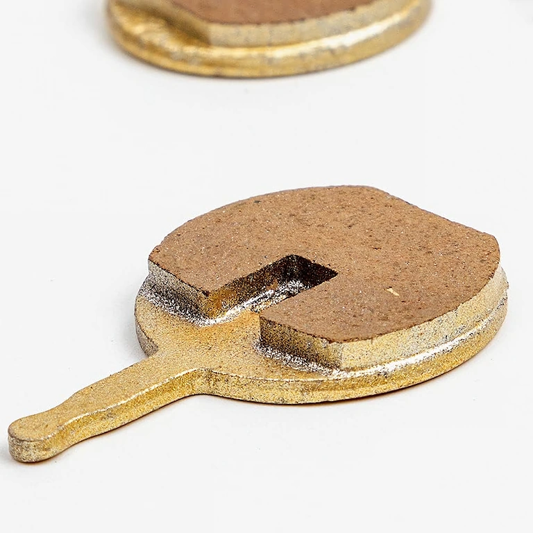 Bakrene kočione pločice s dugotrajnošću i visokom izvedbom