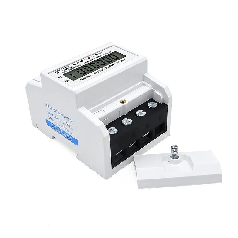 Montaža trofaznog digitalnog mjerača na DIN šinu u električnom panelu