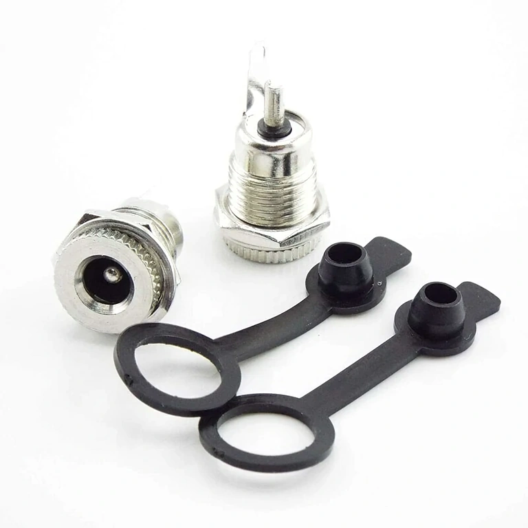 DC 12V 5,5x2,1 mm utikač – vodootporan, prednji prikaz